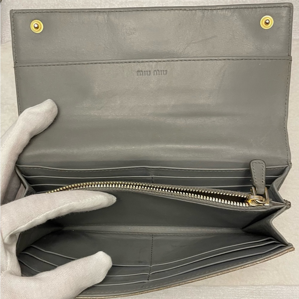 Miu Miu Authentic Vintage Earthy Green Croc-Embossed Long Wallet - Picture 10 of 16